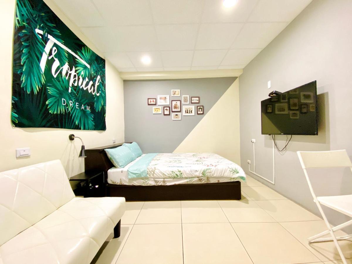 Wei Yang Guest House Tainan Buitenkant foto