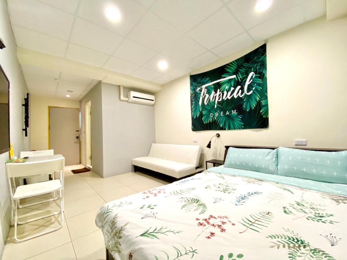 Wei Yang Guest House Tainan Buitenkant foto